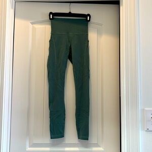 Lululemon align with pockets